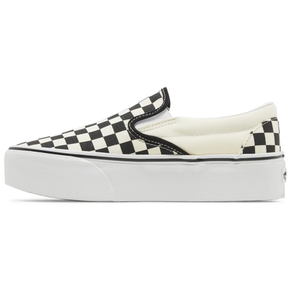 Vans Mens White Classic Slip-On Stackform Sneakers, VN0A7Q5RTYQ