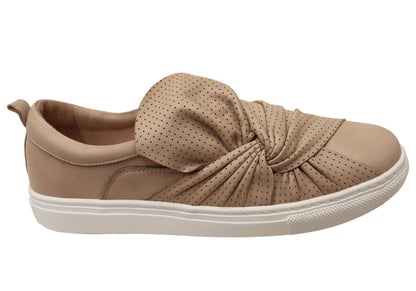 Orizonte Colette Womens European Leather Comfortable Slip On Shoes