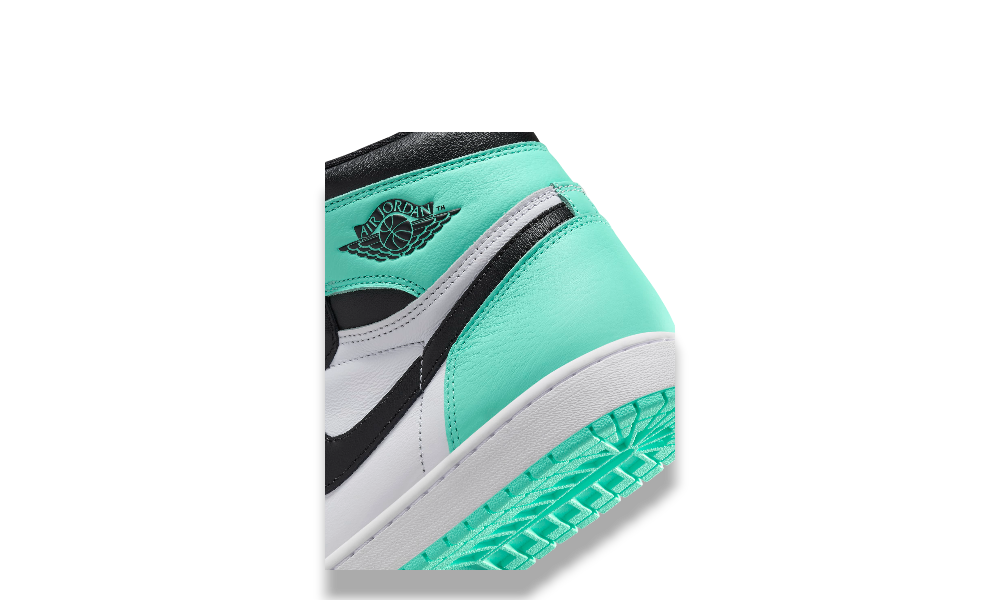 Jordan 1 Retro High OG "Green Glow"