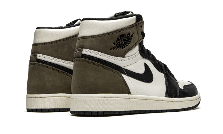 Jordan 1 Retro High Dark Mocha