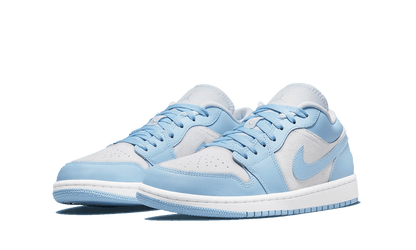 Jordan 1 low	University Blue Grey (W)