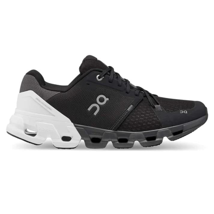 Men's Wide Fit On Cloudflyer 4 Walking Trainers